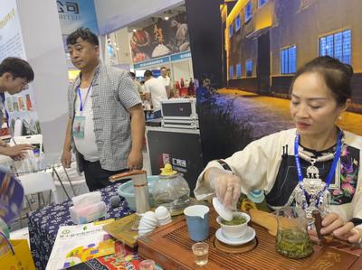 第16屆山東國(guó)際糖酒會(huì)隆重開幕 匯聚1200多家品質(zhì)企業(yè)，15000多個(gè)優(yōu)質(zhì)品牌，茶葉代理與銷售迎來新機(jī)遇